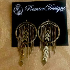 Premier Designs Frolic Earrings